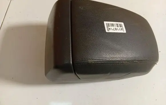 Chevrolet Captiva Armrest 