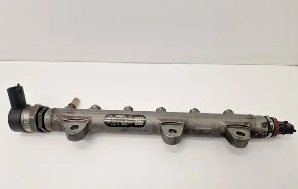 Renault Laguna III Fuel main line pipe 8200842432 051154L3 0445214155