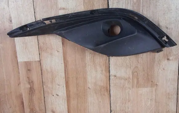 Mazda 6 Front fog light trim/grill G46L50C21LH