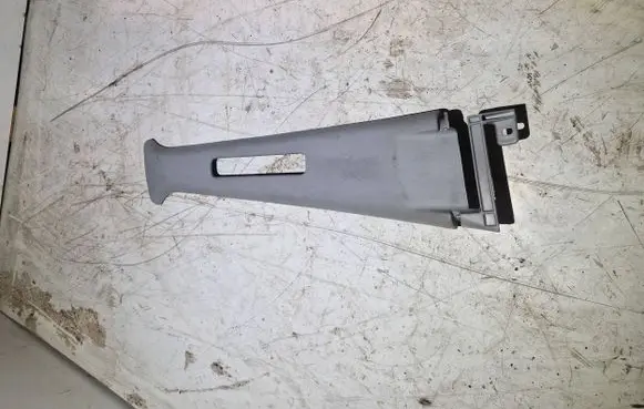 Mitsubishi Pajero Pinin (B) pillar trim (top) MR346030 2S45