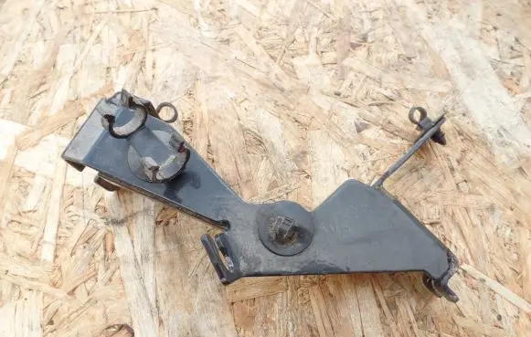 Renault Laguna II Other engine bay part 7247115
