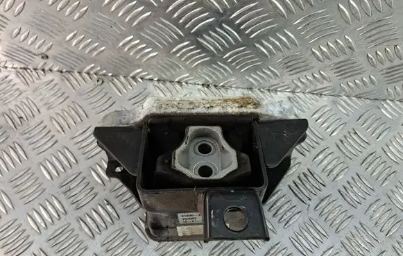 Hyundai Tucson TL Engine mount bracket 21830D7000