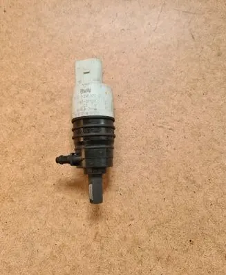 BMW 3 F30 F35 F31 Windscreen/windshield washer pump 7298309