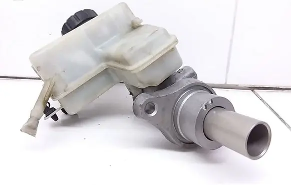 Opel Zafira B Master brake cylinder 32067277