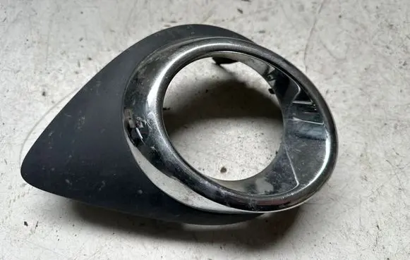 Toyota Verso Front fog light trim/grill 814820F060