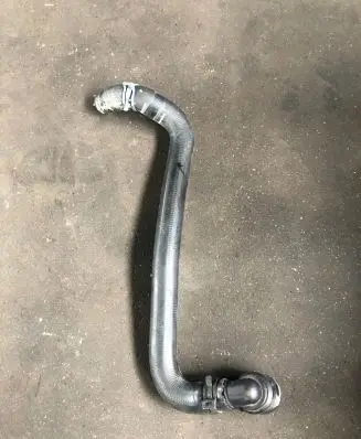 Volkswagen Crafter Engine coolant pipe/hose