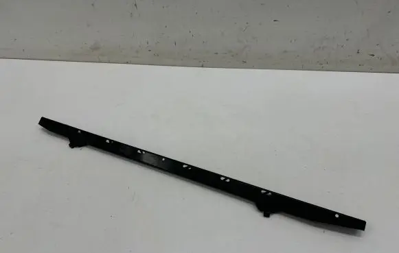 BMW 2 F44 Radiator mount bracket