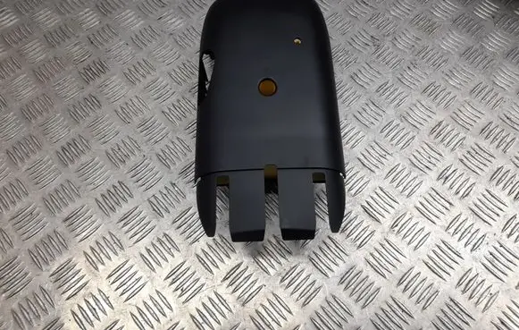 Steering wheel column trim