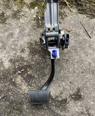 Hyundai Ioniq Brake pedal 32800G2200