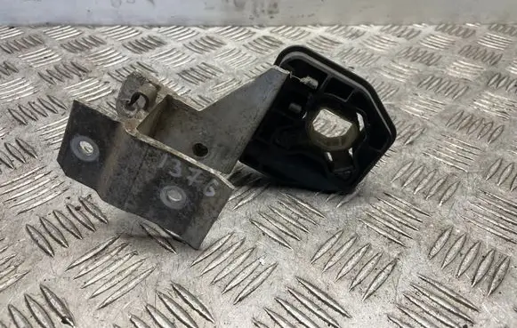 BMW 3 F30 F35 F31 Radiator mount bracket 8620733