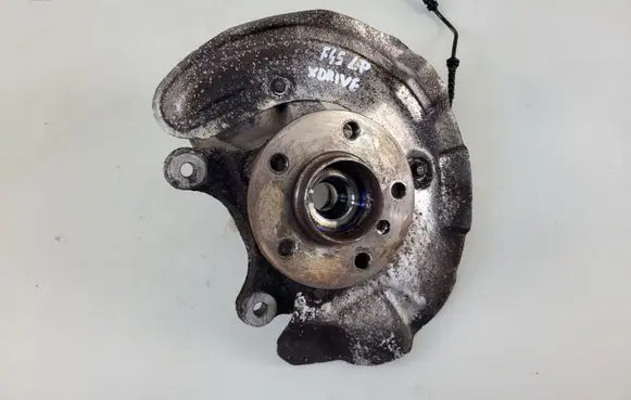 BMW 2 F45 Front wheel hub 6876645