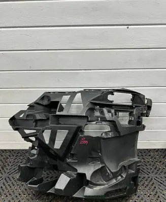 BMW 5 G60 G61 Front bumper mounting bracket 8084655 15857711