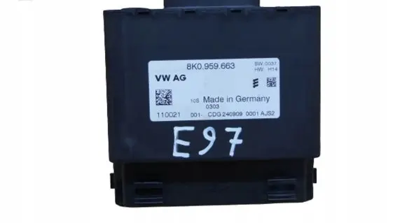 Audi A4 S4 B8 8K Voltage converter/converter module 8K0959663