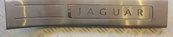 Jaguar XJ X351 Rear sill trim cover AW93F13244DD