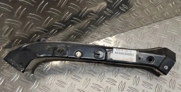 Toyota Camry Headlight/headlamp mounting bracket 5321433010