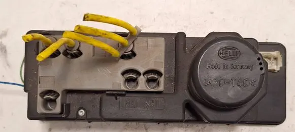 Mercedes-Benz C W202 Central locking vacuum pump 00782807 2088000448 002297319