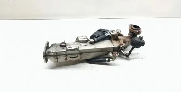 BMW 3 E90 E91 EGR valve cooler 7810751