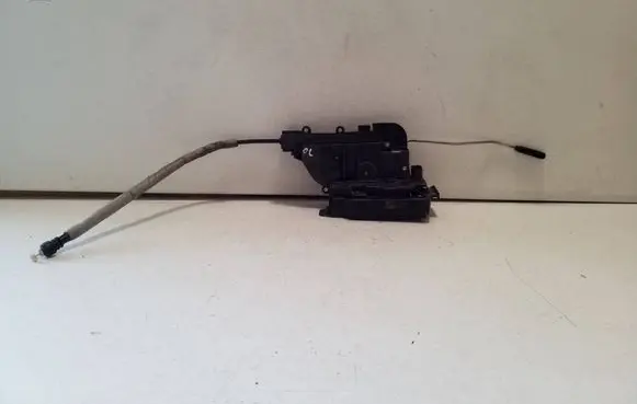 Mercedes-Benz Vito Viano W447 Front door lock A4477200135