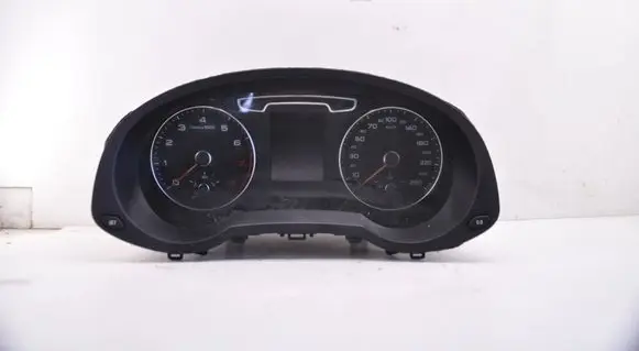 Audi Q3 8U Speedometer (instrument cluster) 8U0920940B