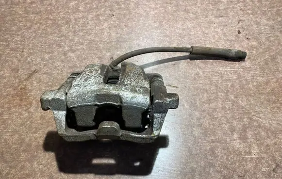 Land Rover Discovery 4 - LR4 Rear brake caliper SOB500052