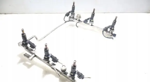 Mercedes-Benz E W211 Fuel main line pipe