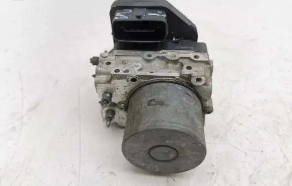 Toyota RAV 4 (XA40) ABS Pump 8954142580 4454042310