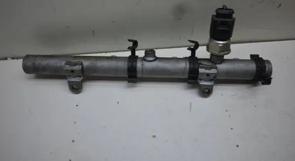 Audi Q7 4L Fuel main line pipe 057130089K
