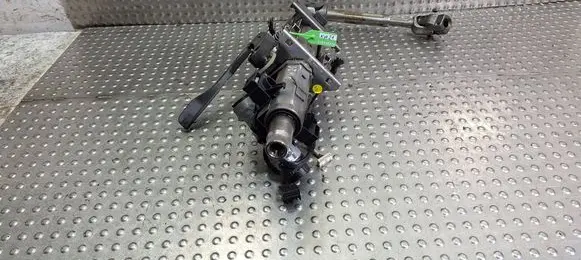 Volkswagen Golf VII Steering wheel axle S25139218 5Q1419502P