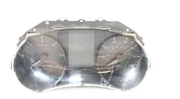 Nissan Qashqai Speedometer (instrument cluster)