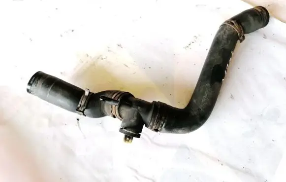 Volkswagen Golf IV Engine coolant pipe/hose