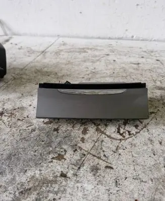 Car ashtray