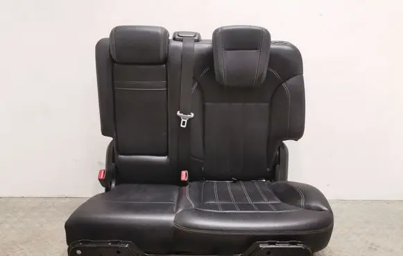 Rear seat
