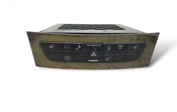 Mercedes-Benz E W211 Hazard light switch A2116800552