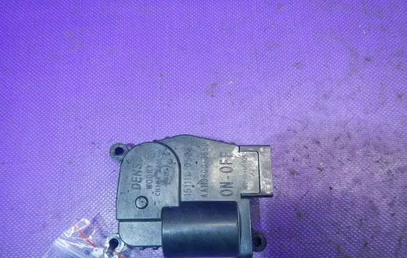 Aixam 500 A/C air flow flap actuator/motor 151111050022