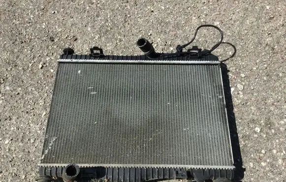 Ford Fiesta Coolant radiator 8V518005DE