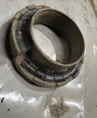 Jeep Cherokee III KJ Front coil spring rubber mount 