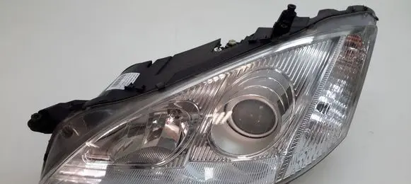 Mercedes-Benz S W221 Headlight/headlamp