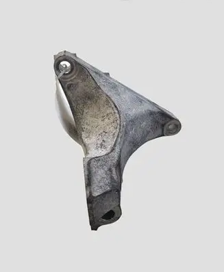 Subaru Outback Engine mounting bracket