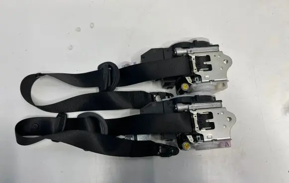 Mercedes-Benz GLE W167 Front seatbelt