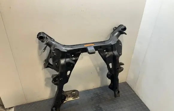 BMW 5 E60 E61 Front subframe 6780302 3110 10353212