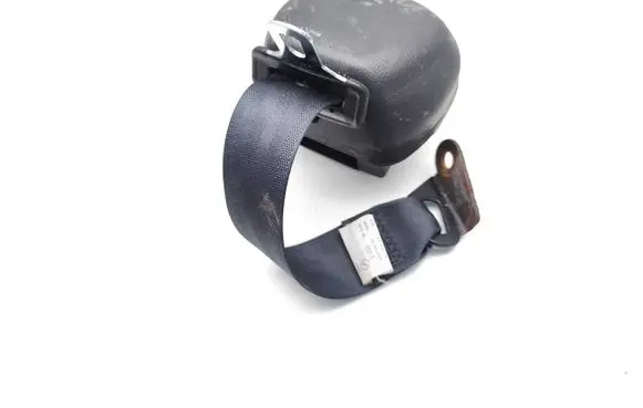Mitsubishi Montero Rear seatbelt TK-523-N379