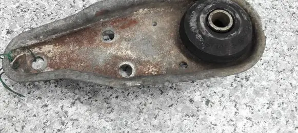 Volkswagen Golf III Engine mount vacuum valve 