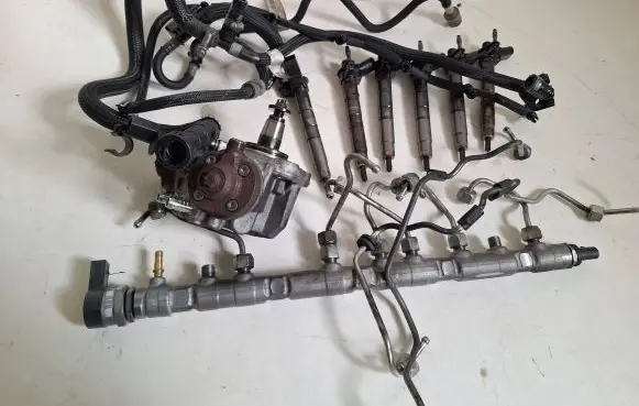 BMW 5 F10 F11 Fuel injection system set 8508153 N57D30C