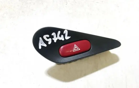 Peugeot 406 Hazard light switch 963040347a