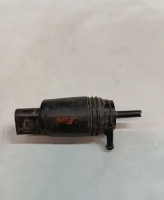 BMW 5 E60 E61 Windscreen/windshield washer pump 67128377612