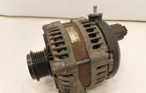 Jaguar XF X250 Generator/alternator 8X2310300CB