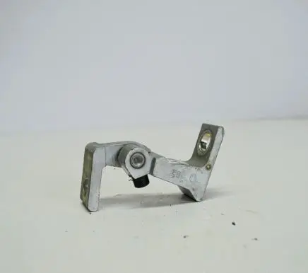 Volkswagen Touareg II Front door upper hinge 8K0831402A
