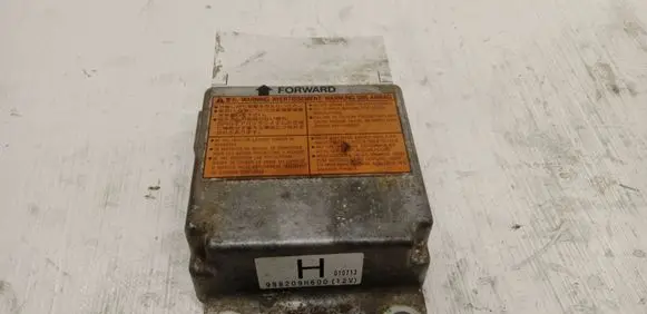 Nissan X-Trail T30 Airbag control unit/module 988209H600