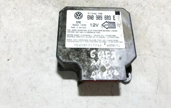 Volkswagen Golf III Airbag control unit/module 6n0909603e 5wk4137e