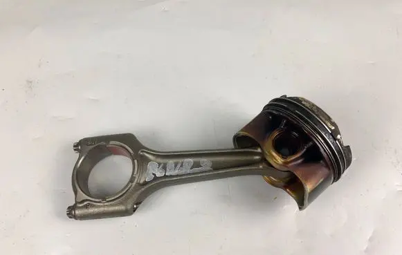 Mini Cooper Countryman F60 Piston with connecting rod 7610223
